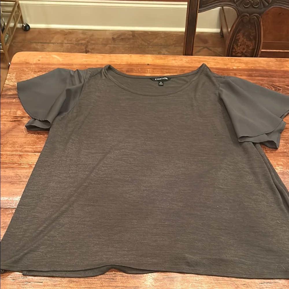 Blouse with Flowy Sleeves